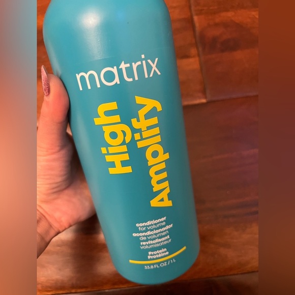 Matrix High Amplify Shampoo For Volume 33.8 oz New Sealed - Picture 3 of 4